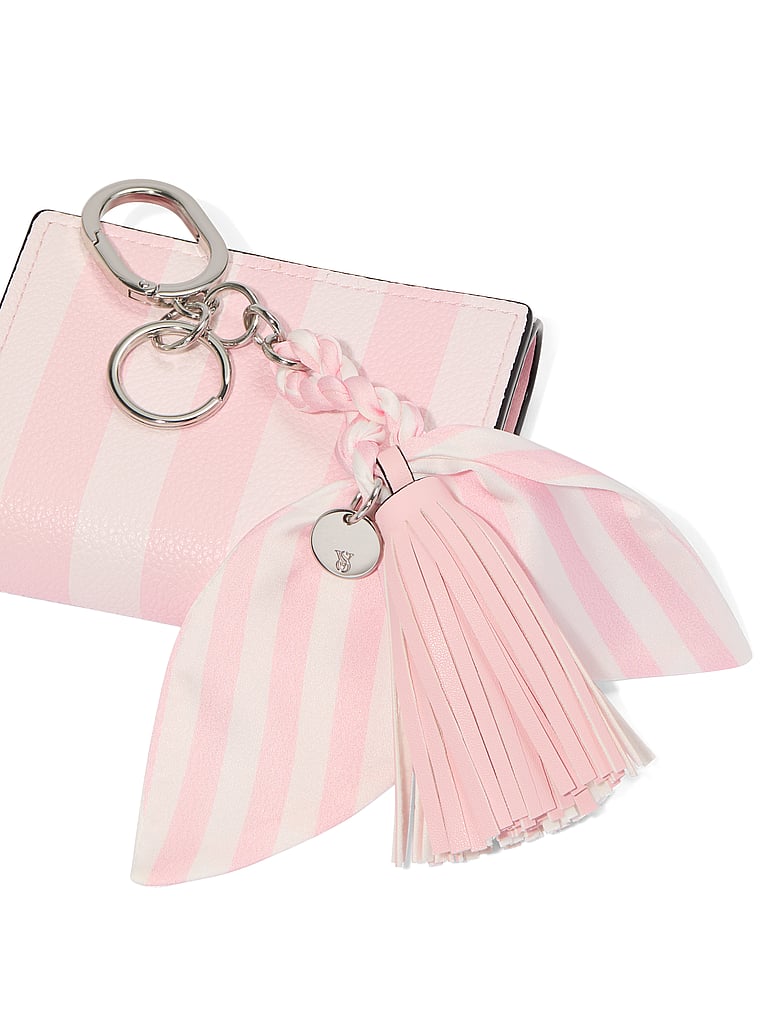 Keychain Charm image number null