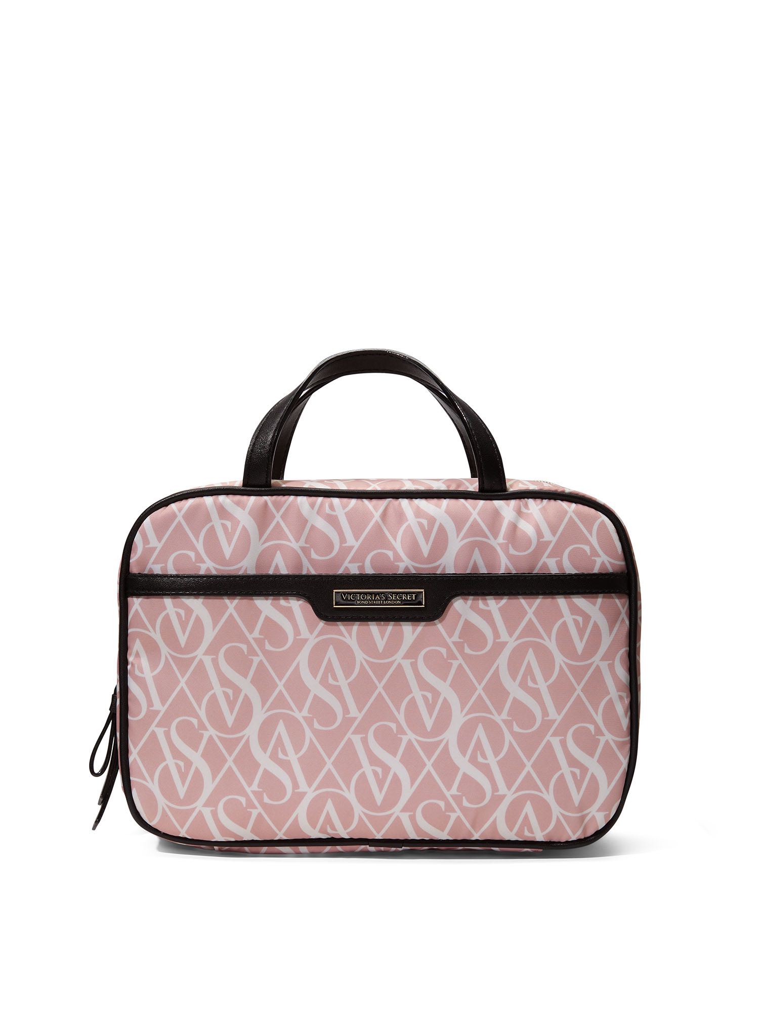 Jetsetter Hanging Cosmetic Case image number null