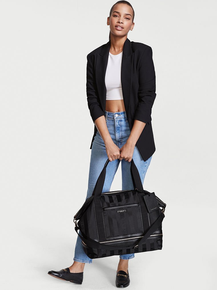Free victoria on sale secret weekender